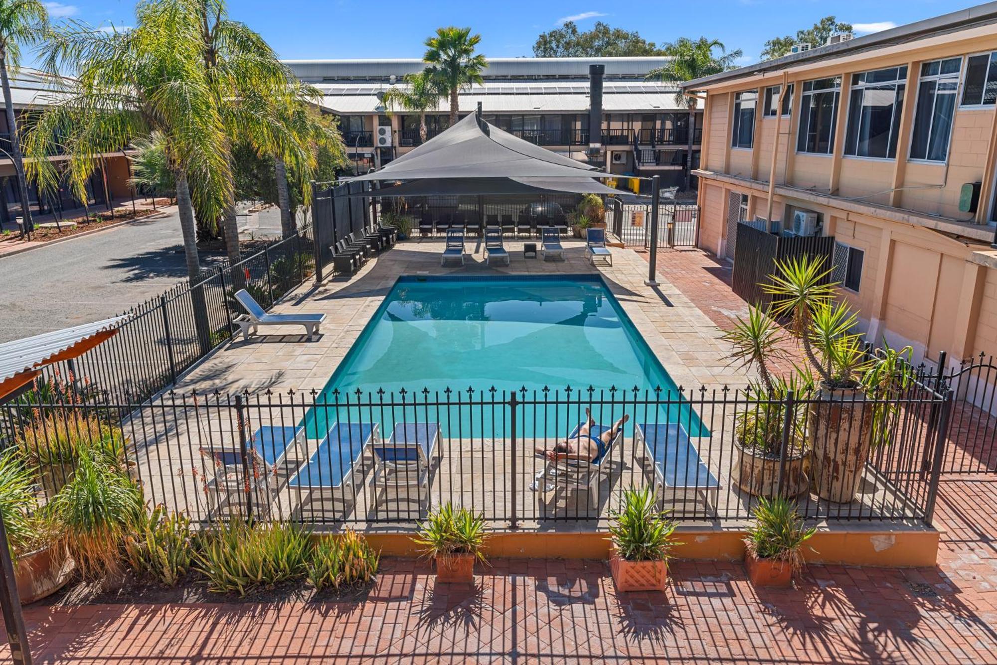Diplomat Hotel Alice Springs Zewnętrze zdjęcie